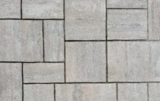 Pavimentazione in cemento modello "Varsavia" nella variante colore Tortora.