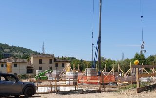 Cantiere edile in fase di costruzione.