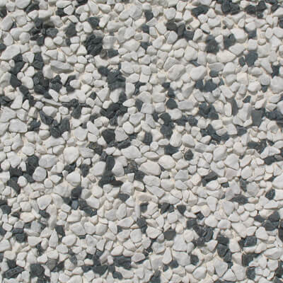 Superficie in graniglia composta da pietre Bianco Carrara e Nero Ebano.