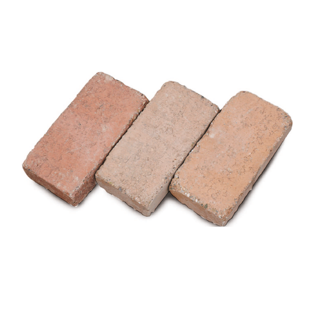 Tre mattoni antichizzati in diverse tonalità di rosso, beige e arancione.
