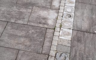 Pavimentazione esterna realizzata con masselli autobloccanti Paver a Terme di Comunanza.