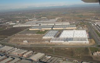 Edificio logistico con struttura prefabbricata.