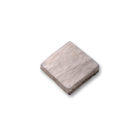 Mattonella quadrata in cemento con finitura effetto legno, progettato per l'integrazione di illuminazione LED urbana.