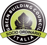 Logo del Green Building Council Italia con la dicitura 'Socio Ordinario', indicante l'adesione dell'azienda agli standard di edilizia sostenibile.